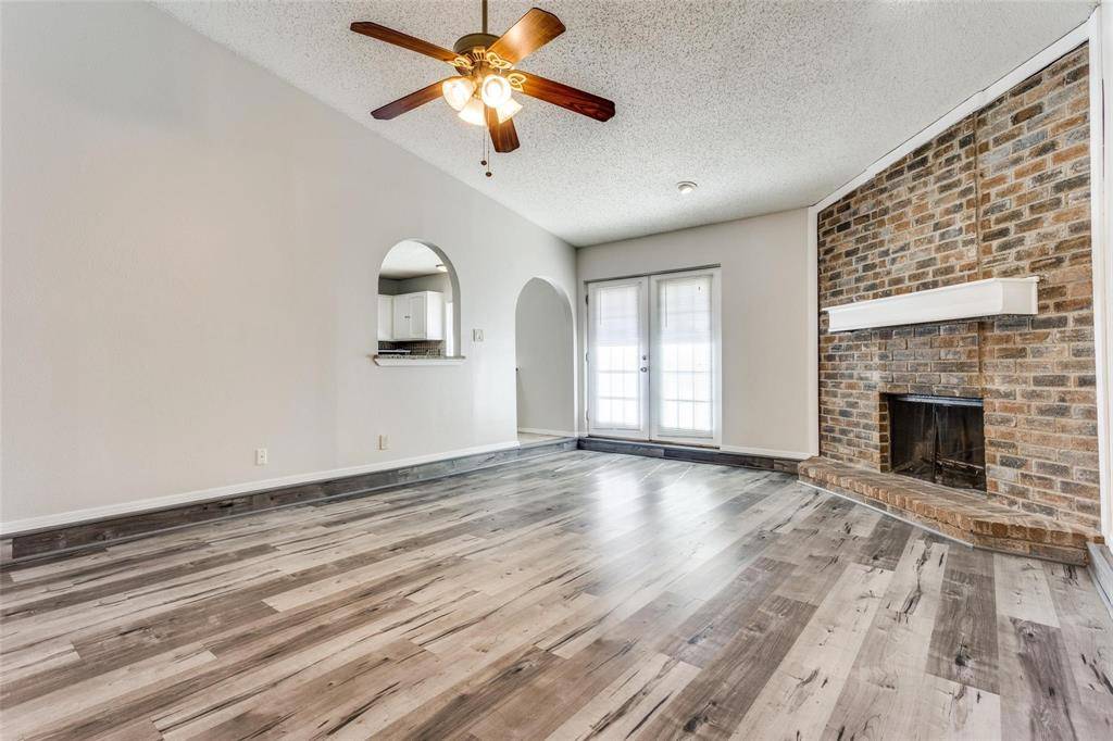 2930 Churchill Way, Garland, TX 75044