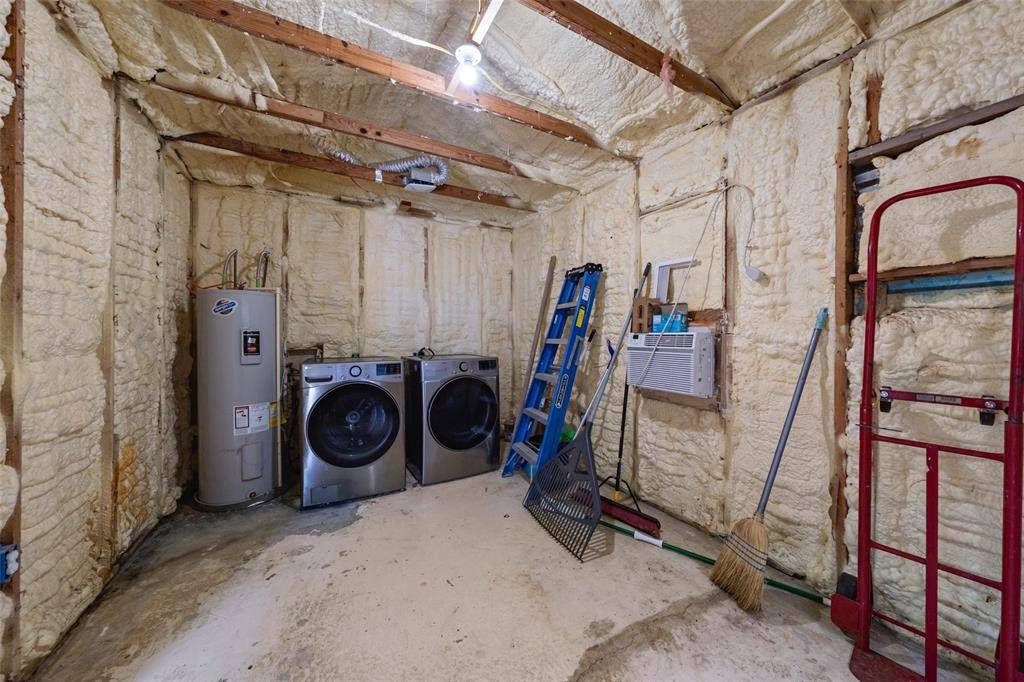 110 Private Road 180, Whitney, TX 76692