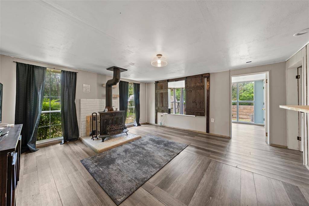 110 Private Road 180, Whitney, TX 76692