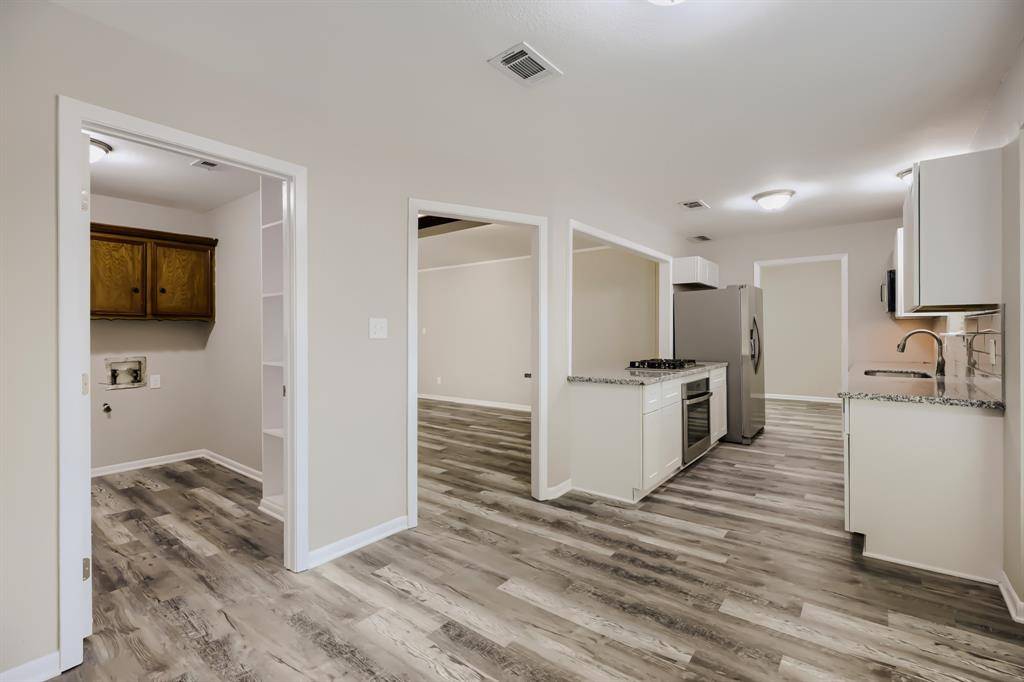 6946 Hunnicut Place, Dallas, TX 75227