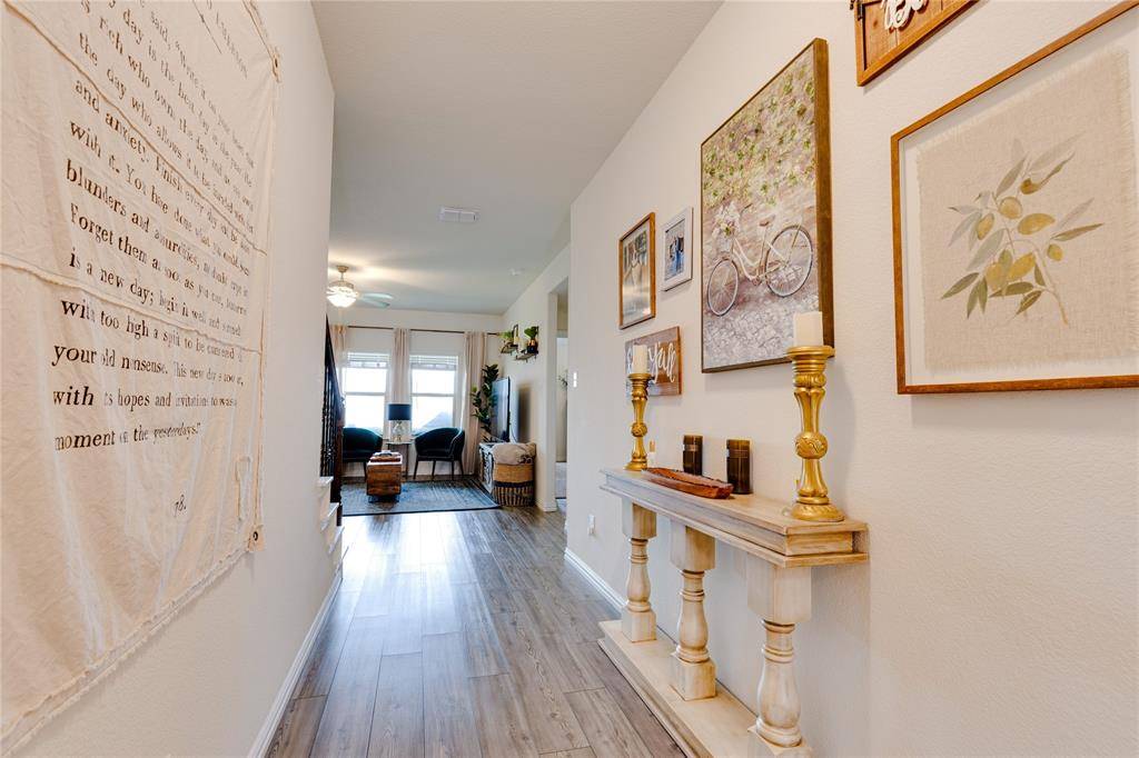 6108 Fall Creek Lane, Fort Worth, TX 76123