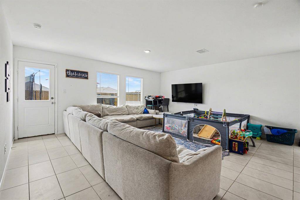 1711 High Perch Lane, Forney, TX 75126