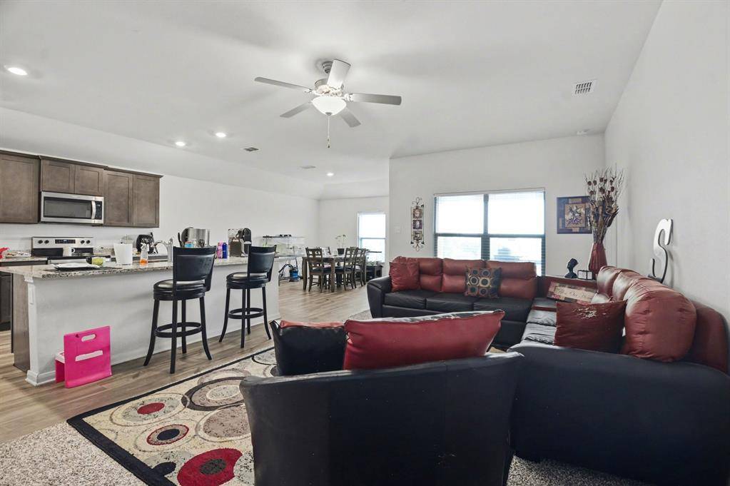 2116 Canterbury Drive, Seagoville, TX 75159