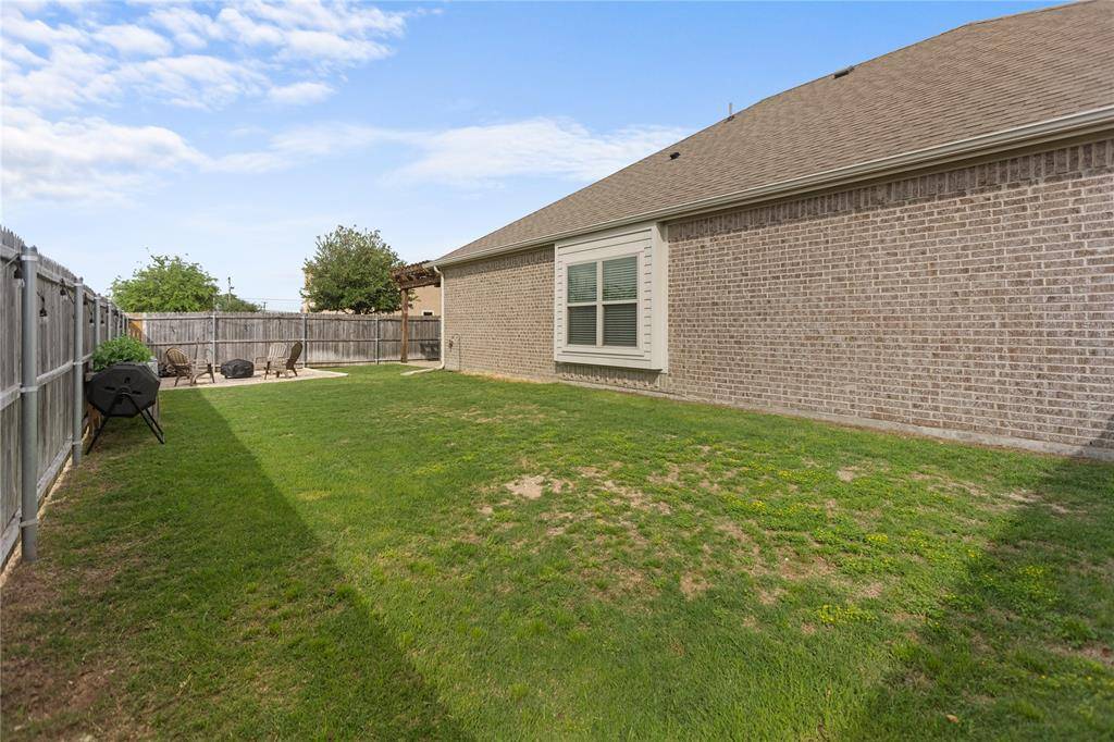 7714 Cottonwood Drive, Greenville, TX 75402