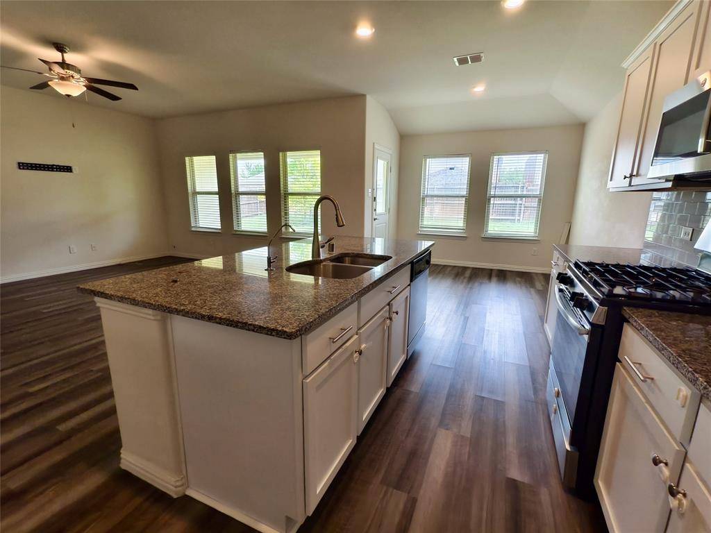 213 Cedar Canyon Drive, Anna, TX 75409