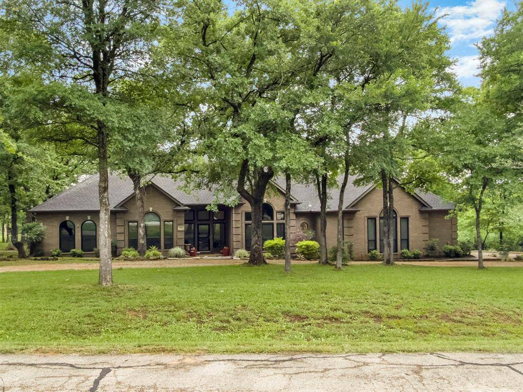 600 Diamond Point Drive, Oak Point, TX 75068