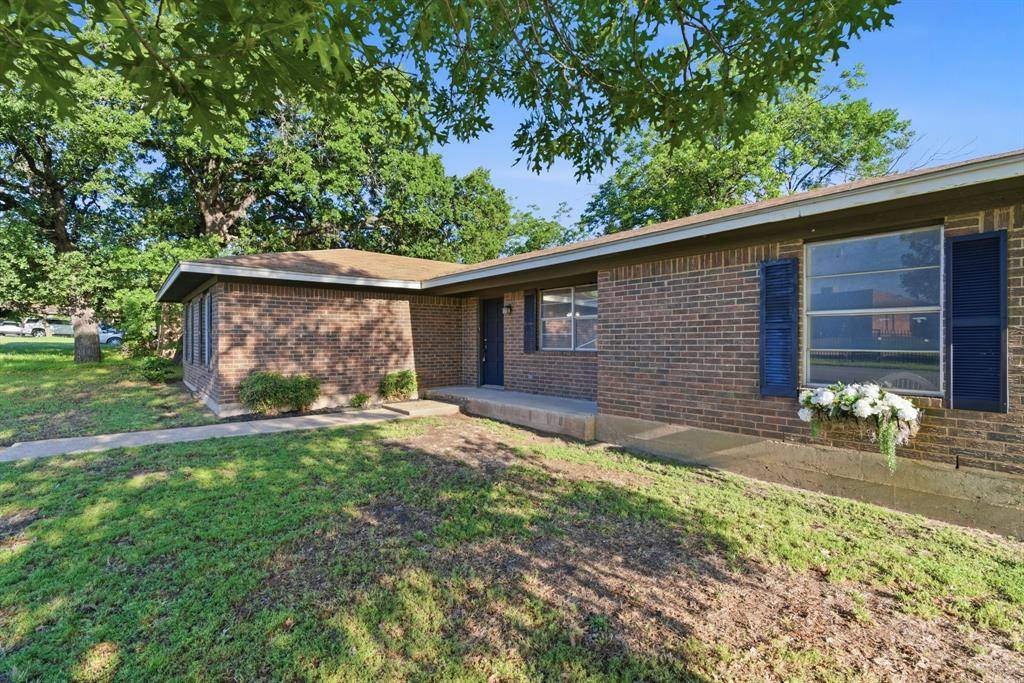 1400 Royal Lane, Cisco, TX 76437