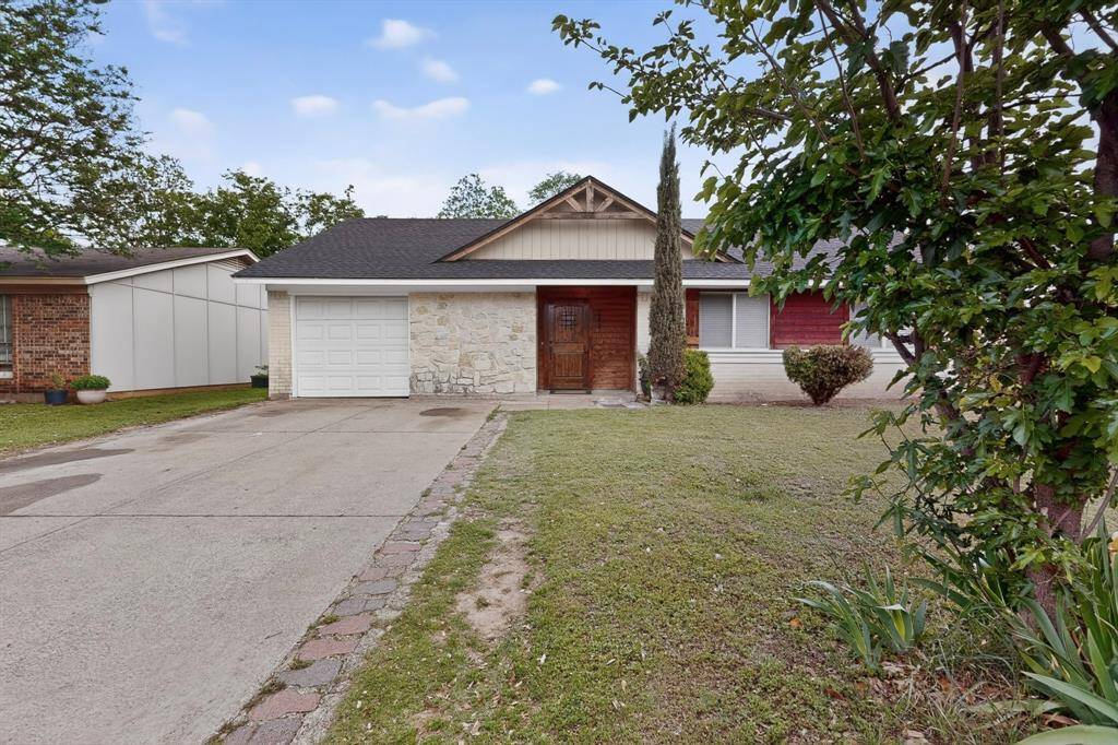 2421 Harbor Trail, Irving, TX 75060