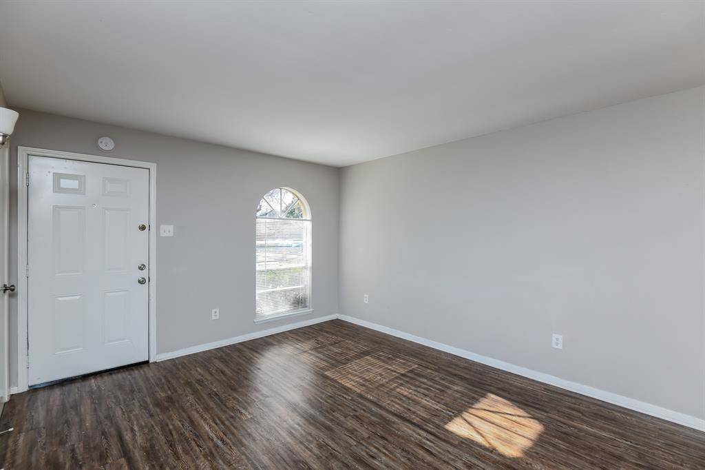 129 Sheffield Drive, Cedar Hill, TX 75104