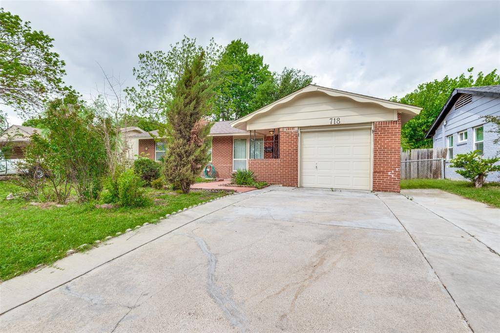 718 Susan Drive, Arlington, TX 76010