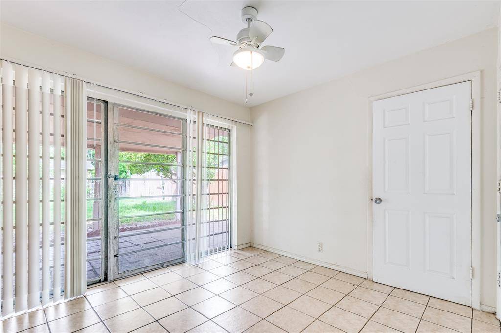 718 Susan Drive, Arlington, TX 76010