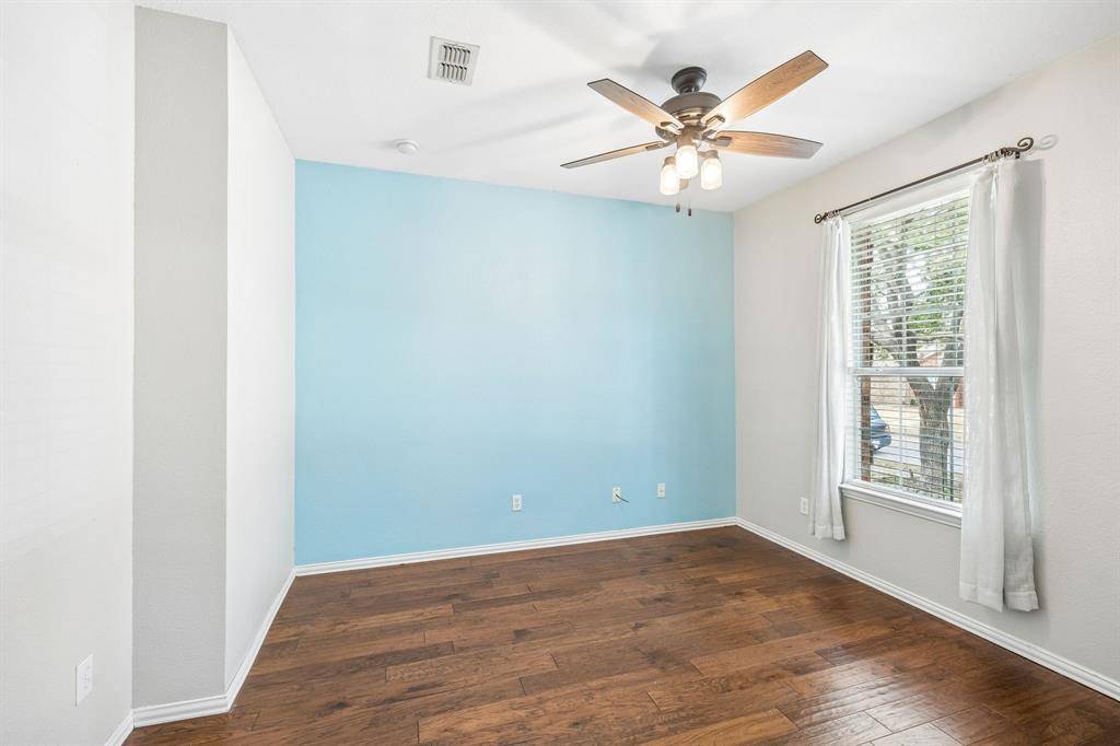 2335 Maserati Drive, Frisco, TX 75033