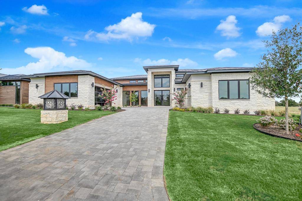 109 Island Court, Horseshoe Bay, TX 78657