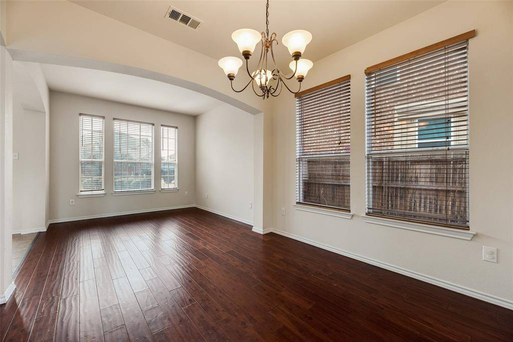 3305 Landhope Circle, Arlington, TX 76016