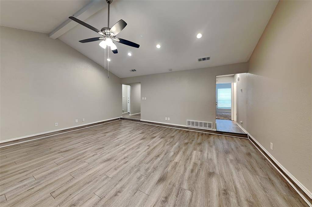 5910 Cameron Drive, Arlington, TX 76017