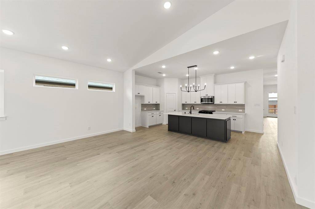 512 Sherwood, Melissa, TX 75454