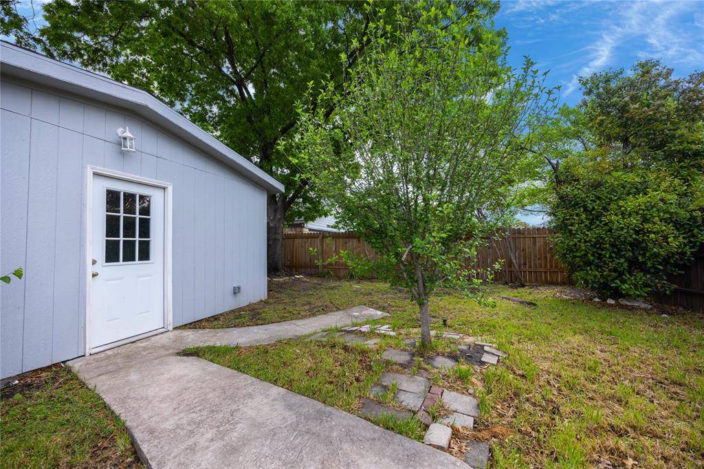 2822 Chariot Lane, Garland, TX 75044