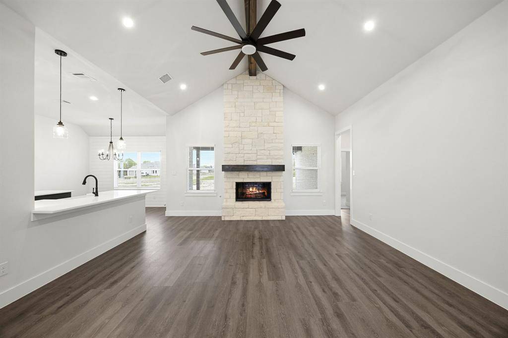 6709 Odom Road, Sanger, TX 76266