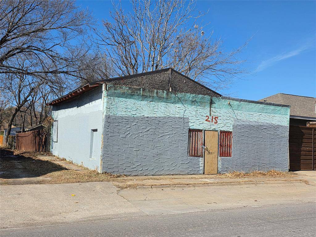 215 S Beckley Avenue, Dallas, TX 75203