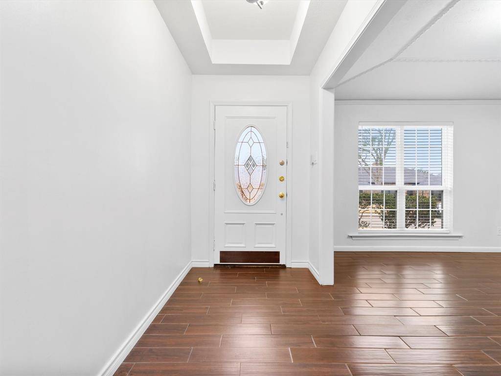 1915 Chesham Drive, Carrollton, TX 75007