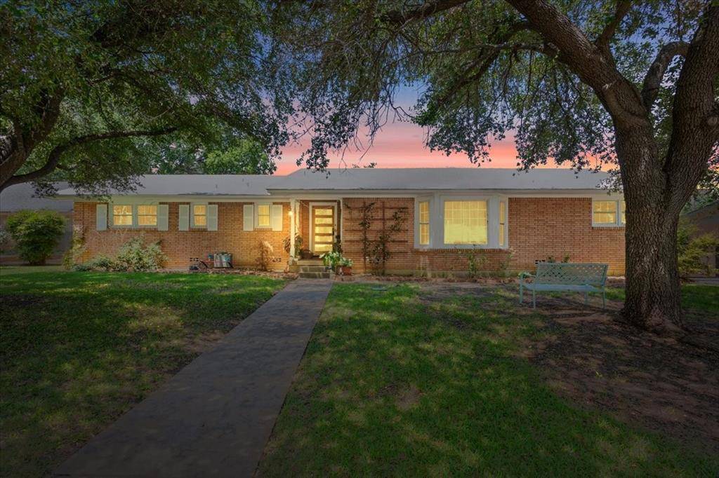 2712 Braemar Drive, Waco, TX 76710