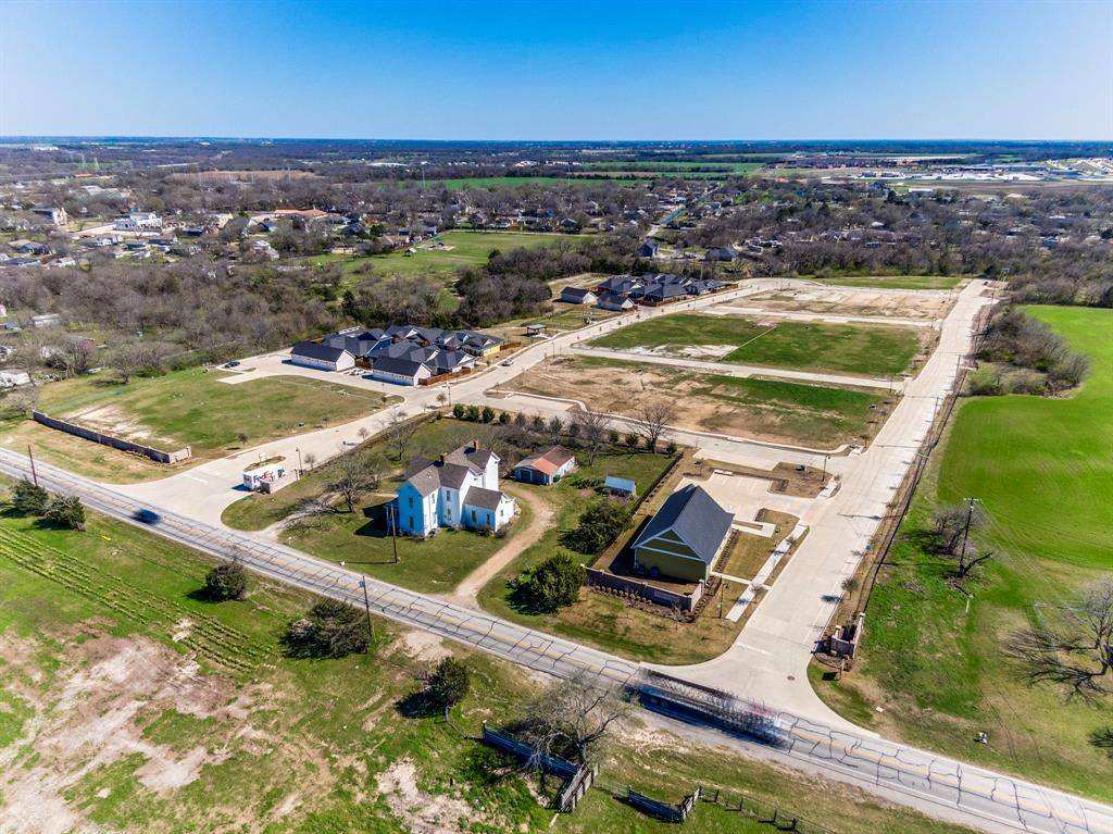 000 Cantrell, Waxahachie, TX 75165
