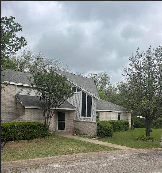 6 Creekwood Trail, Bowie, TX 76230