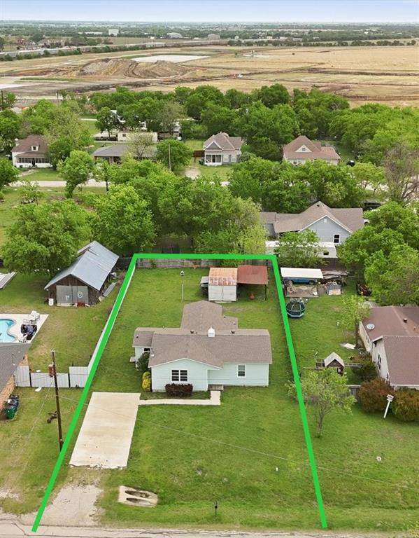 204 E Bailey Street, Ponder, TX 76259