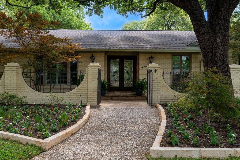 6950 Mossvine Drive, Dallas, TX 75254