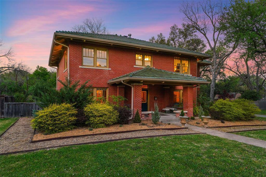 406 Griffith Avenue, Terrell, TX 75160