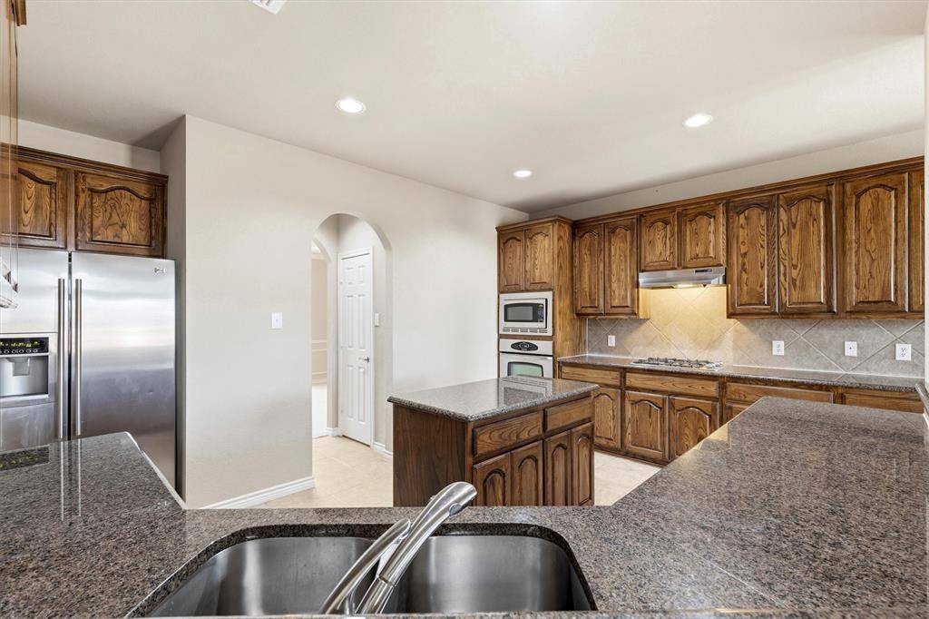 2429 Marble Canyon Drive, Little Elm, TX 75068