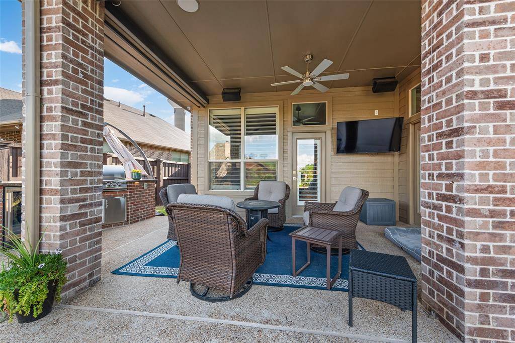 682 Cannon Drive, Fate, TX 75087