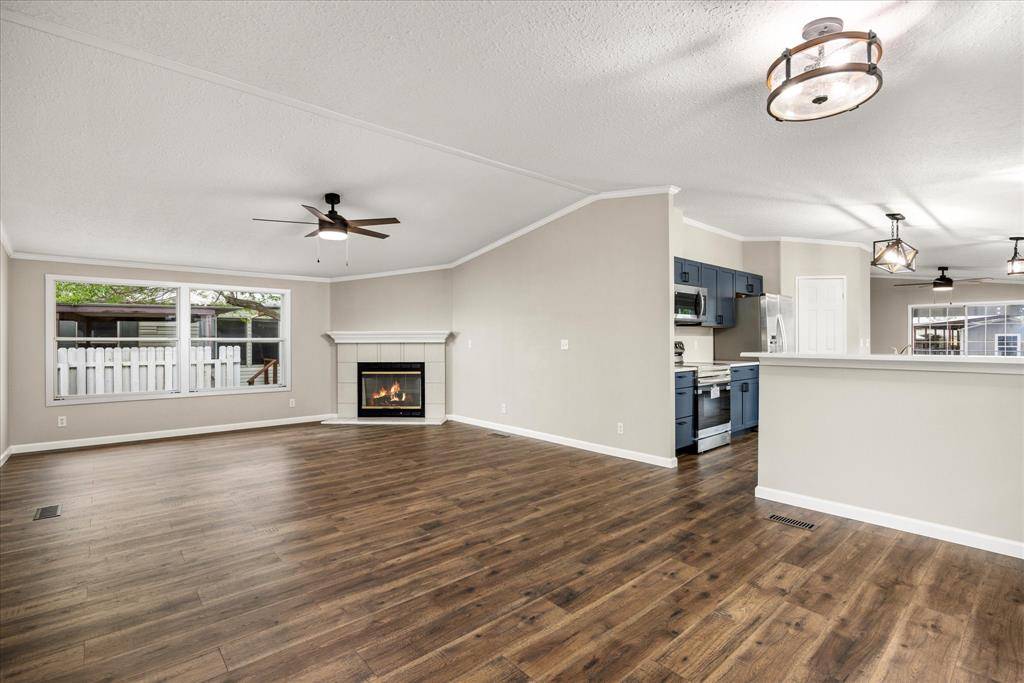 6518 Ashley Court, Granbury, TX 76049