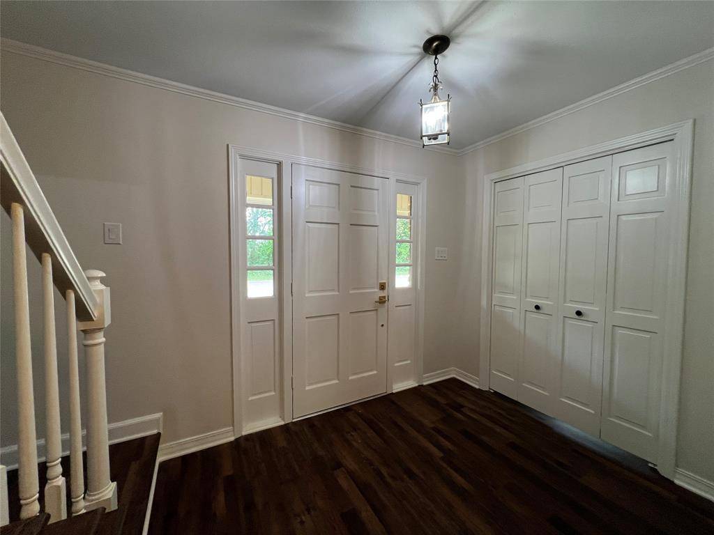 8406 Creswell Road, Shreveport, LA 71106