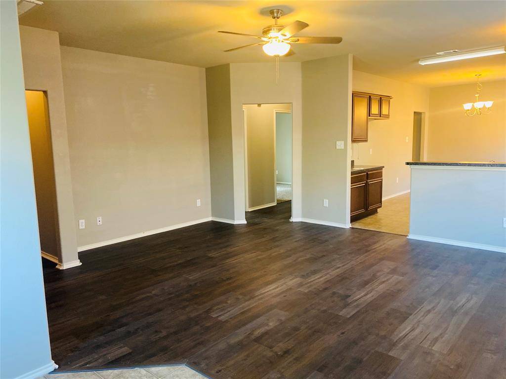 4032 Eagle Drive, Forney, TX 75126