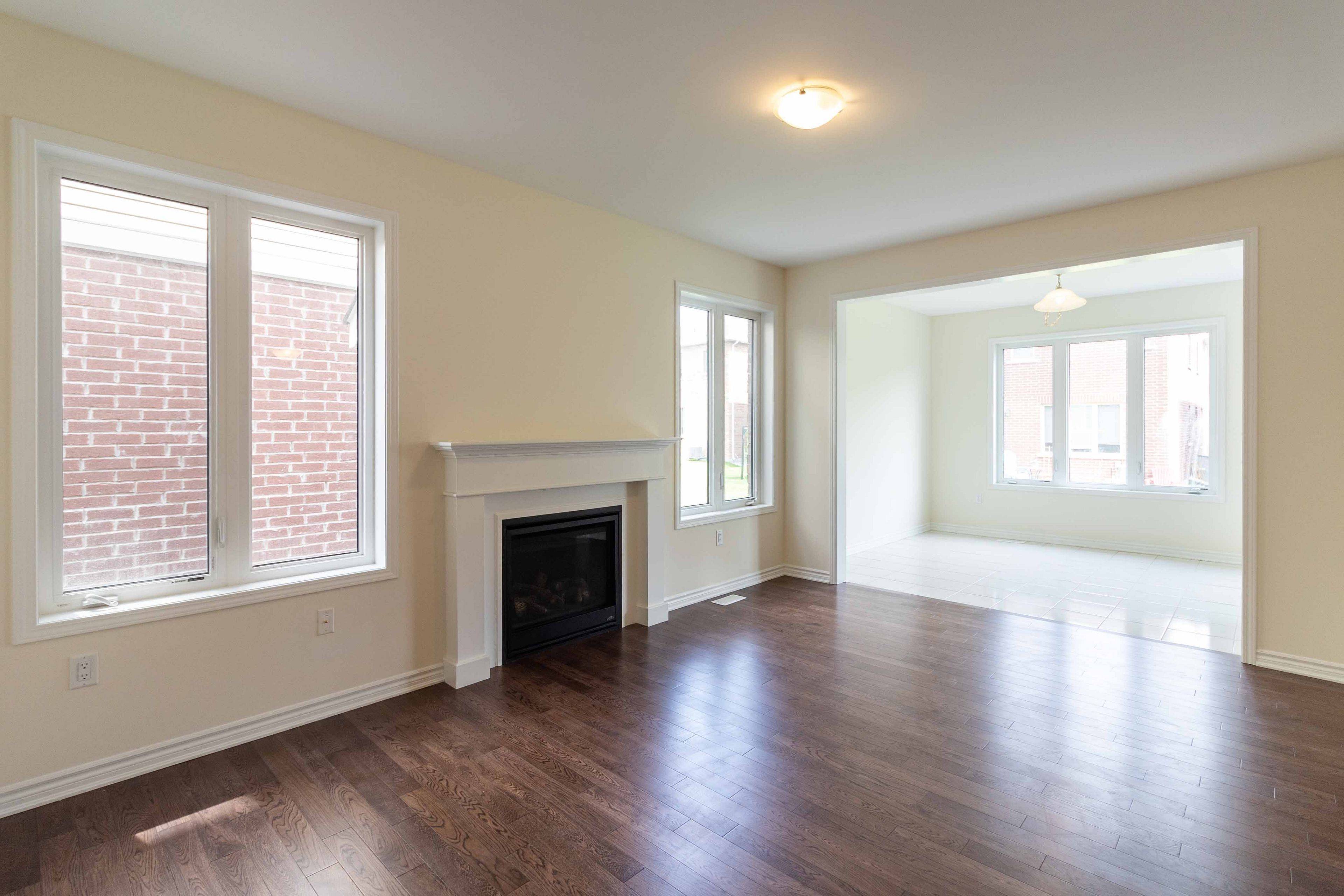 41 George Holley ST, Whitby, ON L1P 1Y5