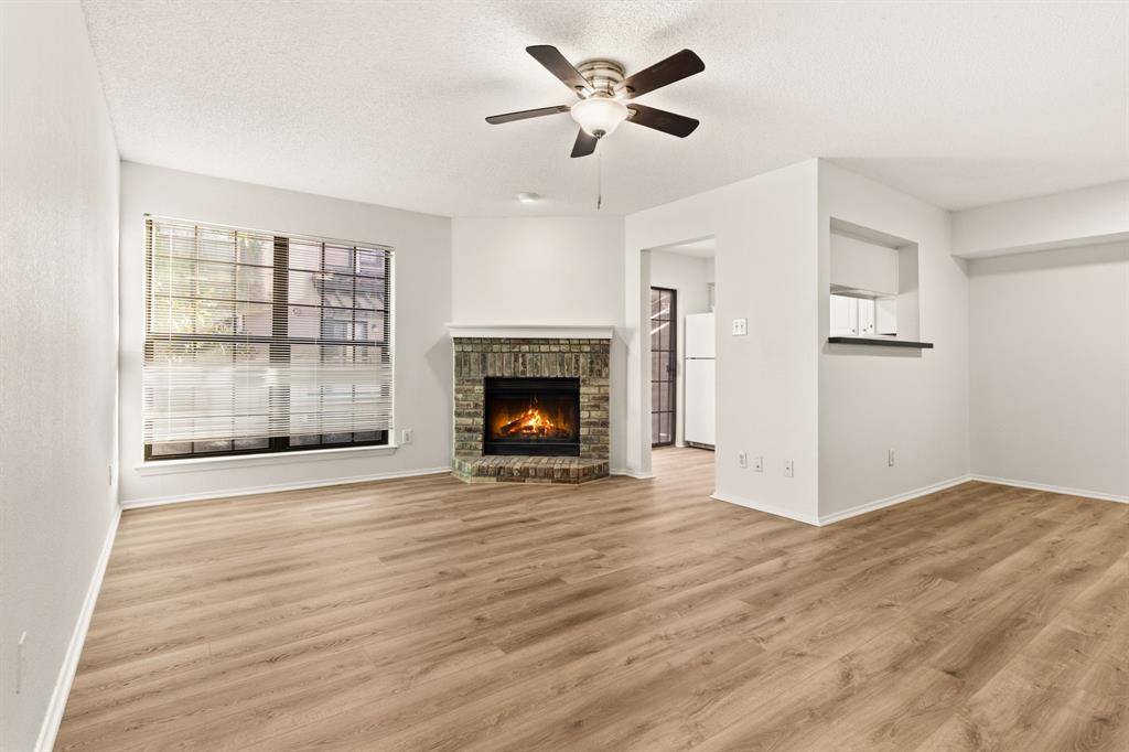 5757 E University Boulevard #26D, Dallas, TX 75206