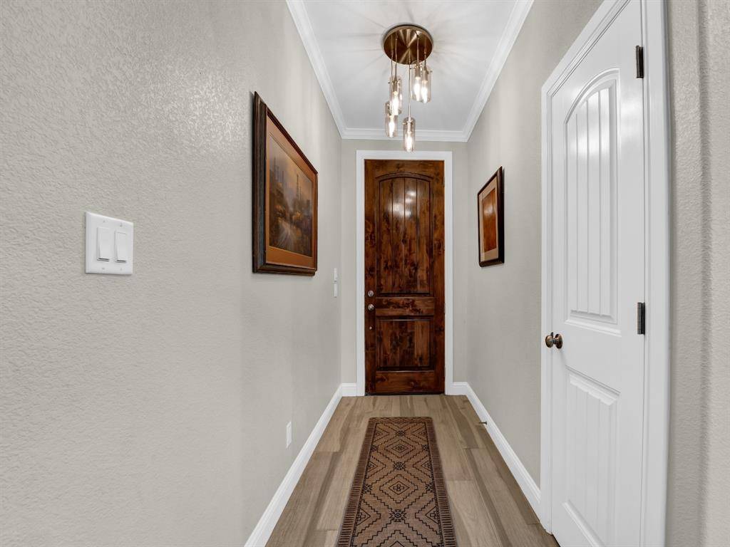 5418 Wedgefield Road, Granbury, TX 76049