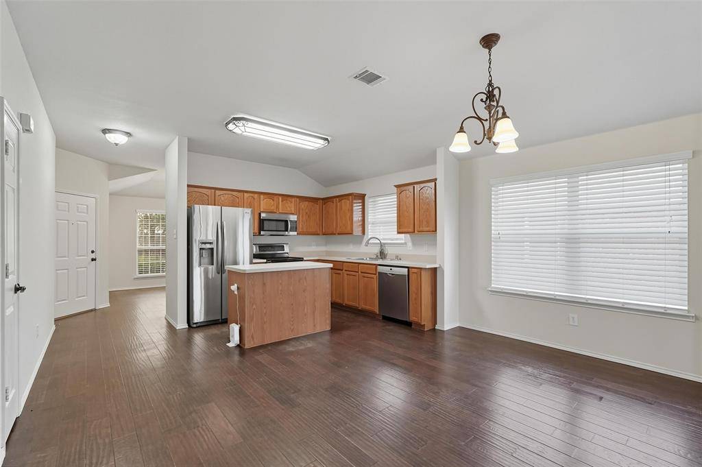 9822 Revolution Way, Frisco, TX 75033