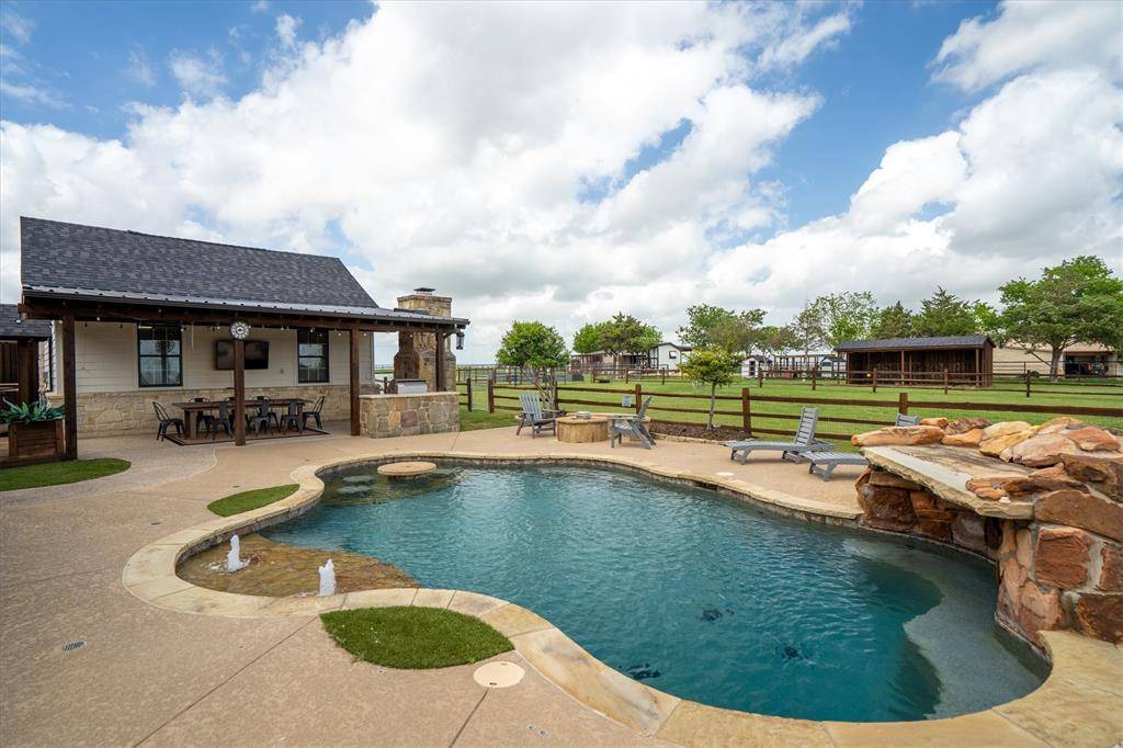 219 Bingham Road, Northlake, TX 76226