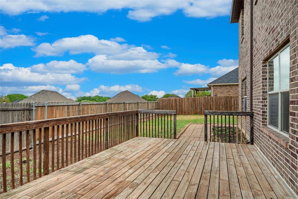 2322 Trace Ridge Drive, Weatherford, TX 76087