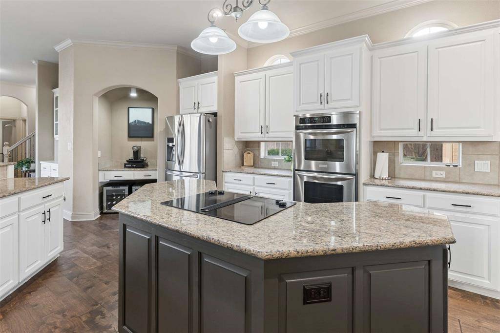 2014 Stone Canyon Court, Arlington, TX 76012