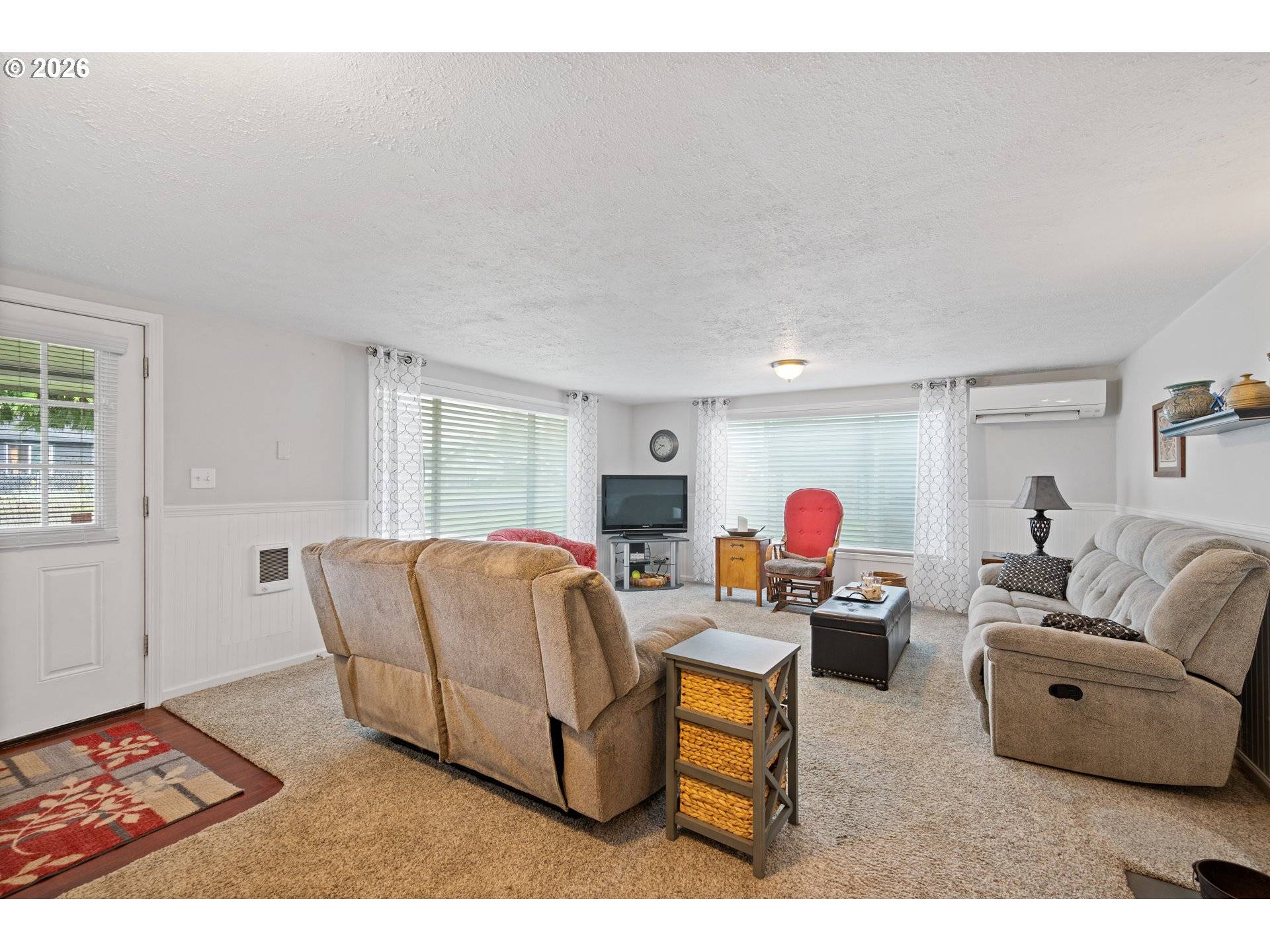 722 2ND AVE, Castle Rock, WA 98611