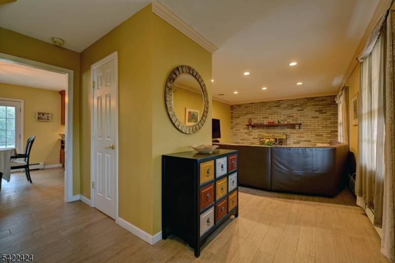 52 W William St, Lincoln Park Boro, NJ 07035