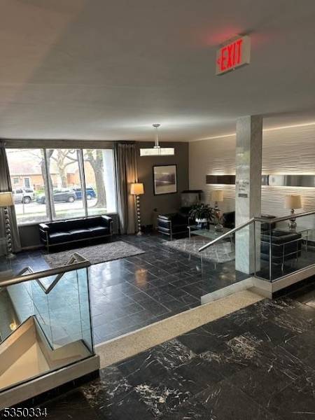 39 E 39Th St #7R, Paterson City, NJ 07514