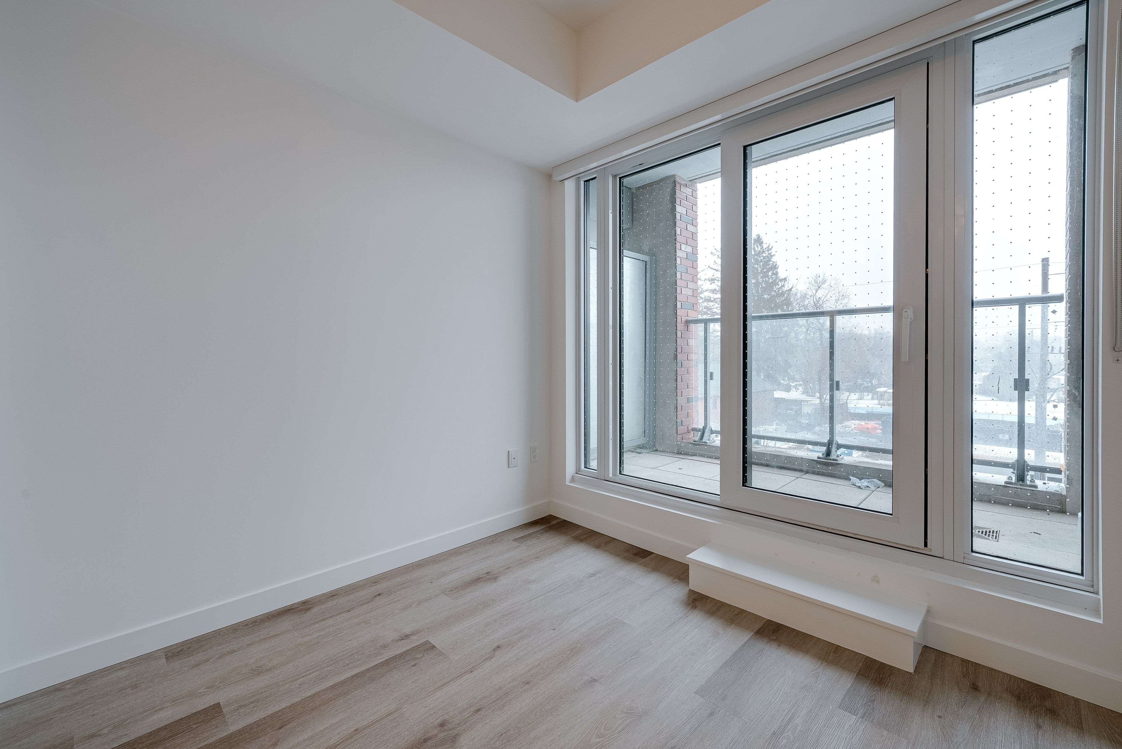 1635 MILITARY TRL #211, Toronto E10, ON M1C 1B2