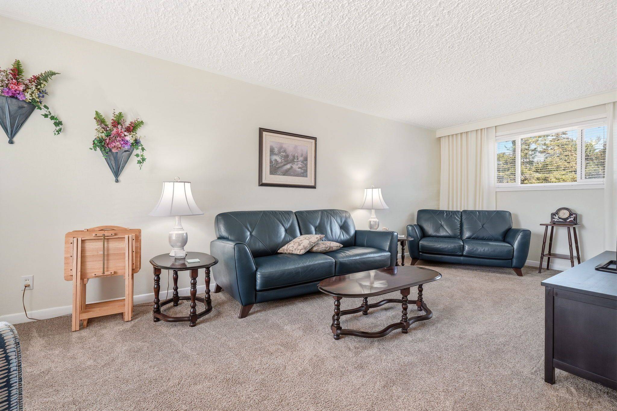 491 Warminster DR, Oakville, ON L6L 4N4