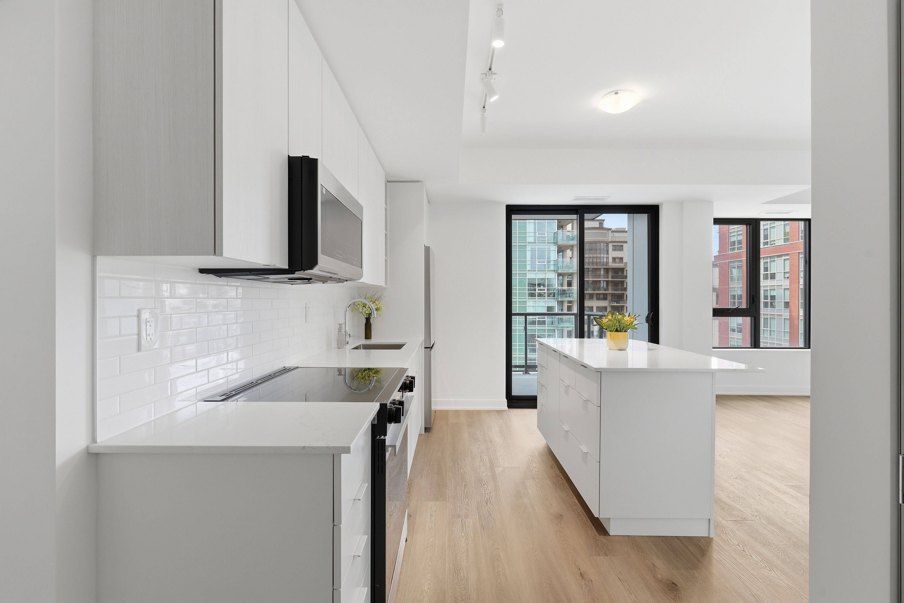 2075 Lakeshore RD #609, Burlington, ON L7R 0H3