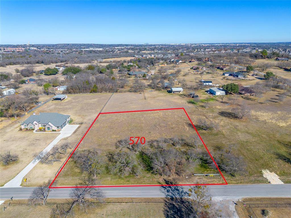 570 W County Road 714, Burleson, TX 76028