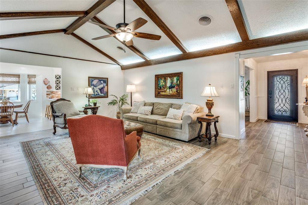 1710 N Dickerson, Pantego, TX 76013